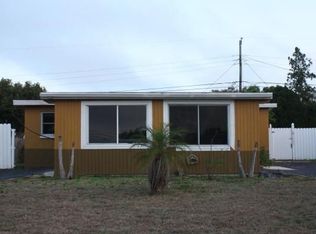 10484 119th Ave, Largo, FL 33773