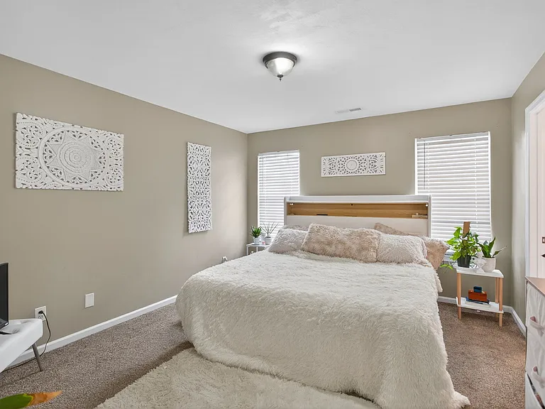 203 Teal Ct — Photo 9