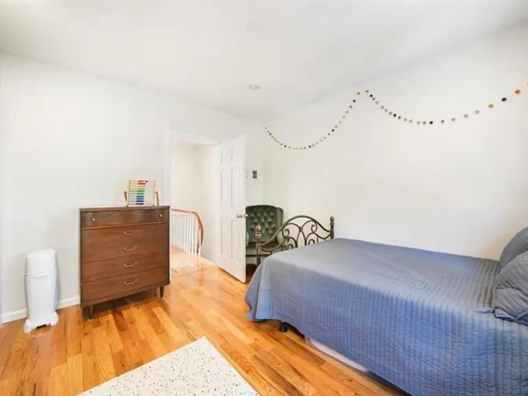 65 Atlantic St #2 — Photo 11