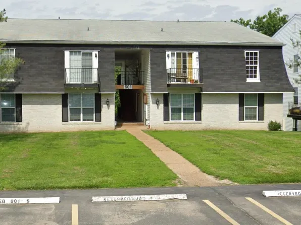 601 Monroe St APT 5, Pacific, MO 63069