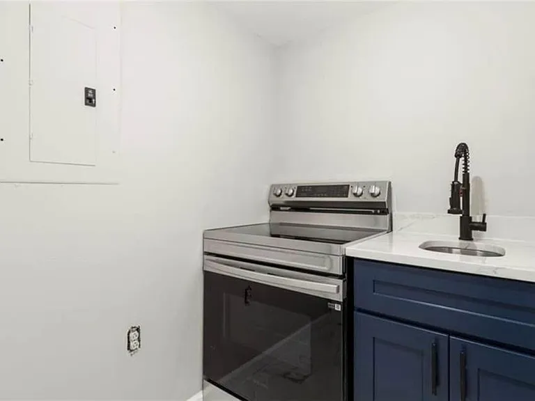 934 Bay Ridge Dr — Photo 8