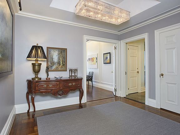 4th image of 30 Sutton Pl APT 14C