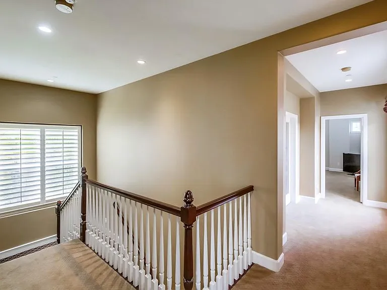 9673 Deer Trail Dr — Photo 23