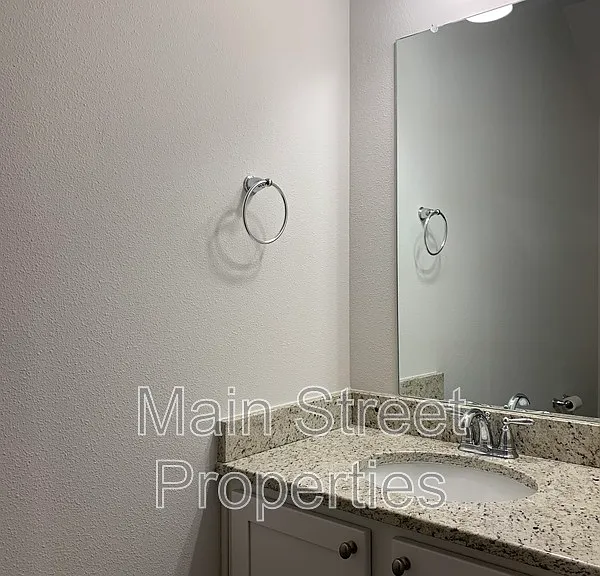 1524 Farragut Way — Photo 7