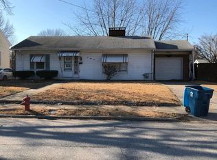 454 Prospect St, Wood River, IL 62095