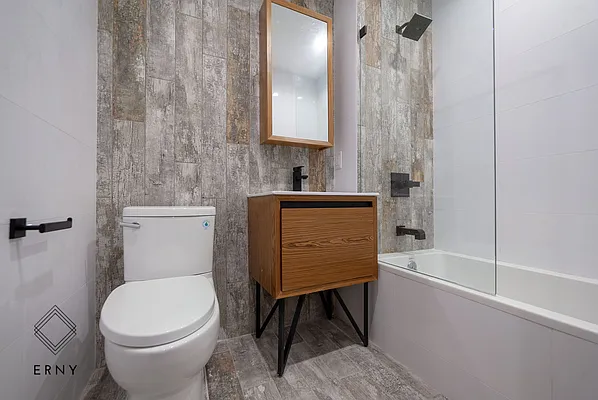 Rented by ERNY LLC | media 3