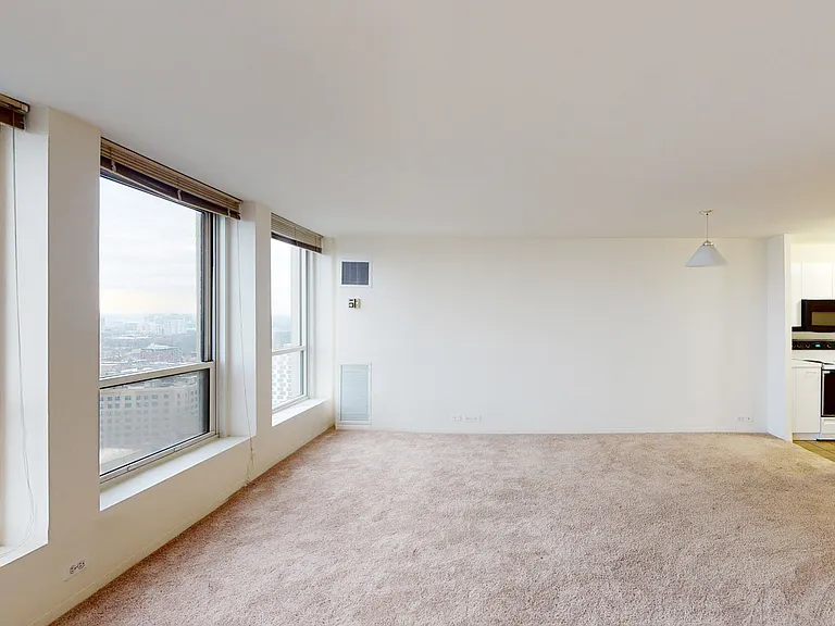 Dining/Living room