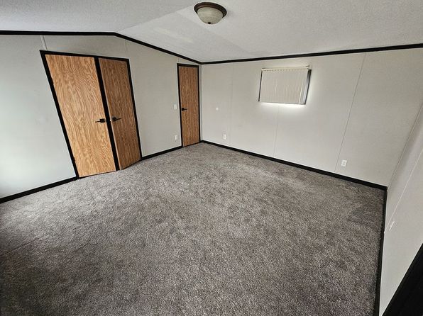 5716 Diamond Dr #5716DI, Waterloo, IA 50701