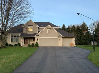 7546 Finnagen Dr, Mattawan, MI