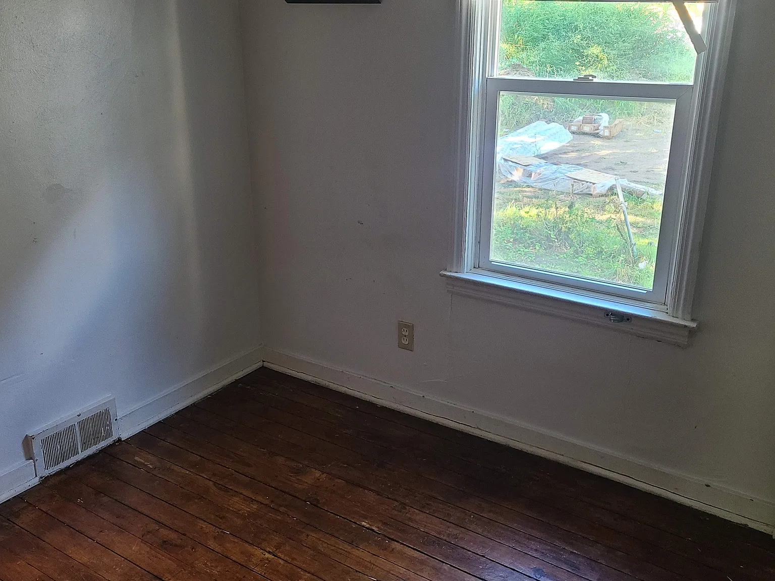 1 bed, 450 sqft, $700 — Photo 4
