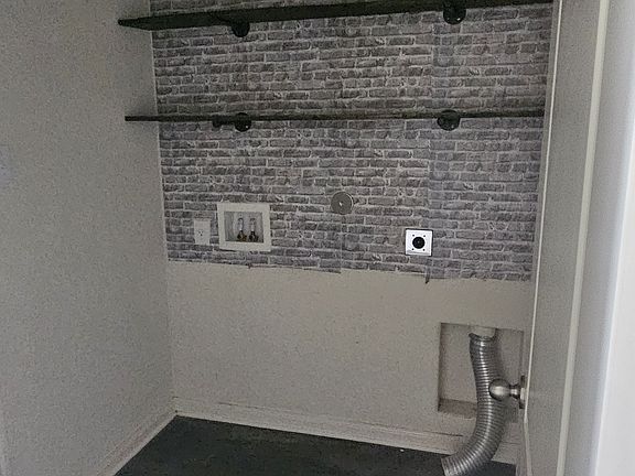 4th image of 14276 Greenhaw Ln