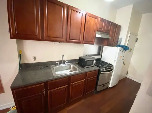 522 West 159th Street image 3 of 4