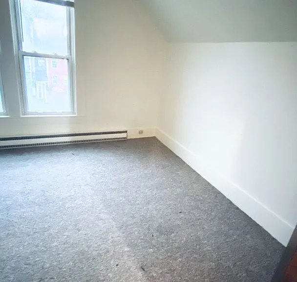 83 Gage St — Photo 6