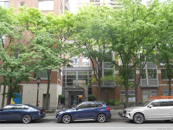 2 S End Avenue #9C, New York (Manhattan), NY 10280