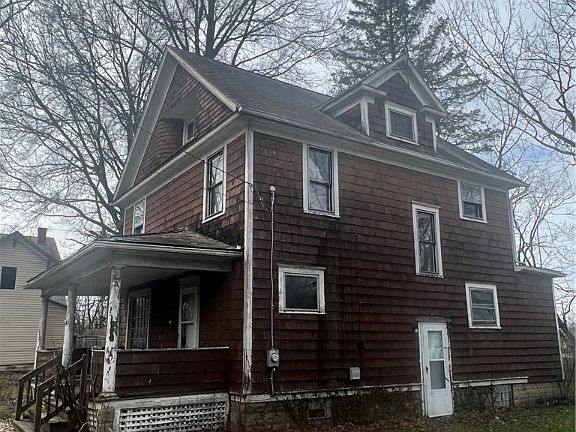 3rd image of 480 Wildwood Ave