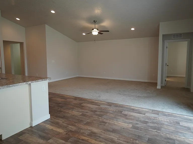 1701 W Crystal Falls Ave — Photo 15