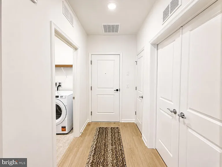 421 Washington St #1103 — Photo 6