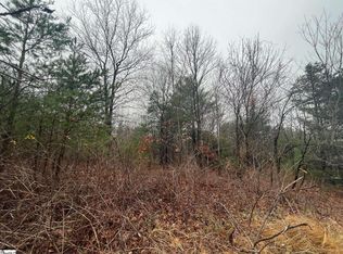 119 Roundtop Ln, Landrum, SC 29356