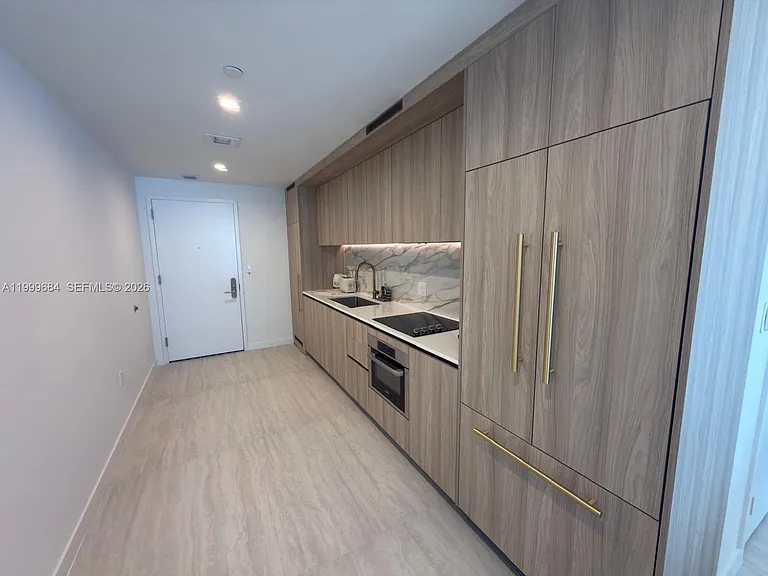 77 SE 5th St #4214 — Photo 10