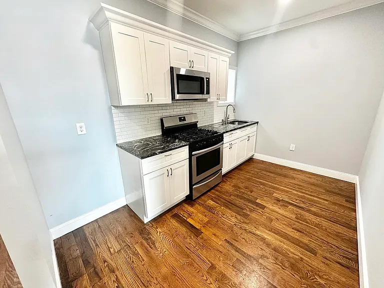 224 Niles St #2F — Photo 5
