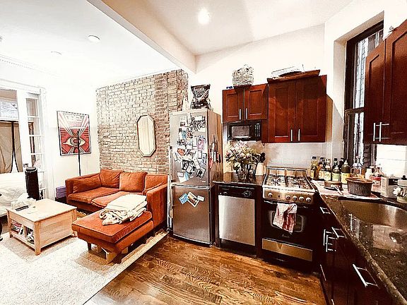5th image of 340 E 55th St APT 1D