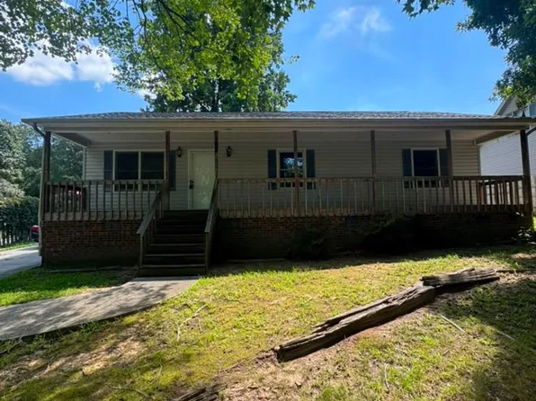 109 Lanford Dr, Thomasville, NC 27360