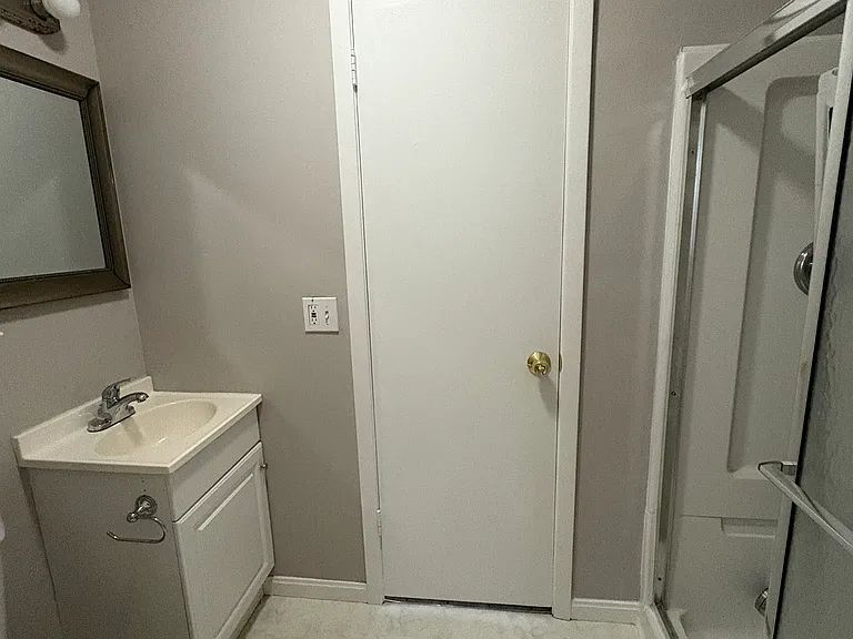 9237 White Oaks Cir — Photo 20