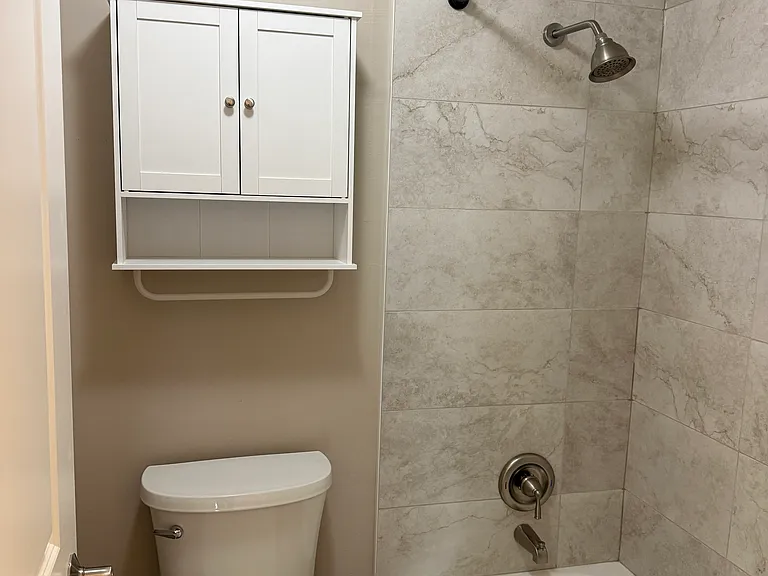 1756 Plymouth Ct #B — Photo 20