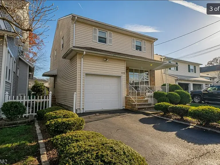 119 Walton Ave — Photo 2
