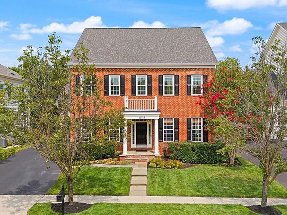3rd image of 43728 Collett Mill Ct
