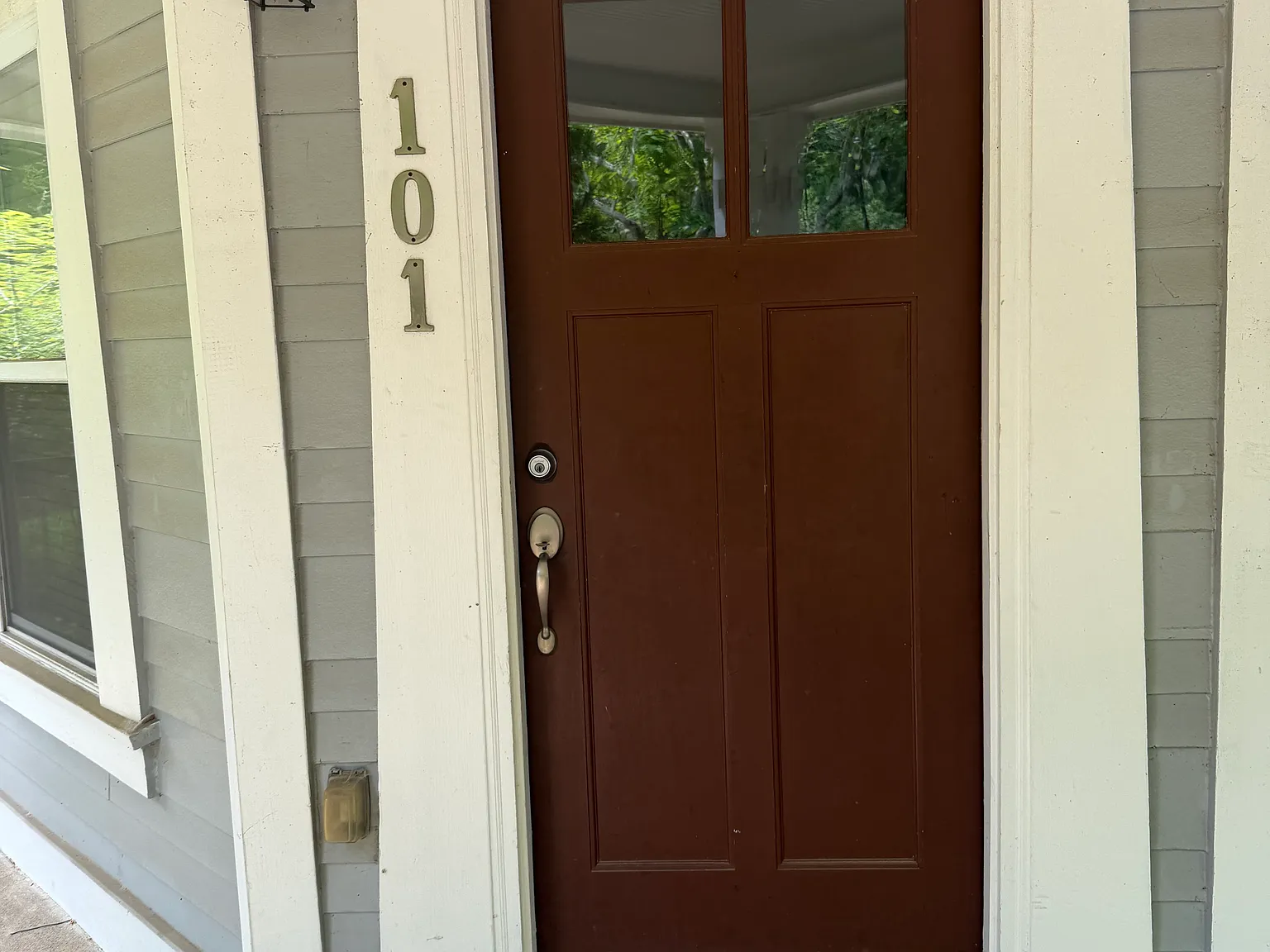 4 bed, 1971 sqft, $3,200 — Photo 2