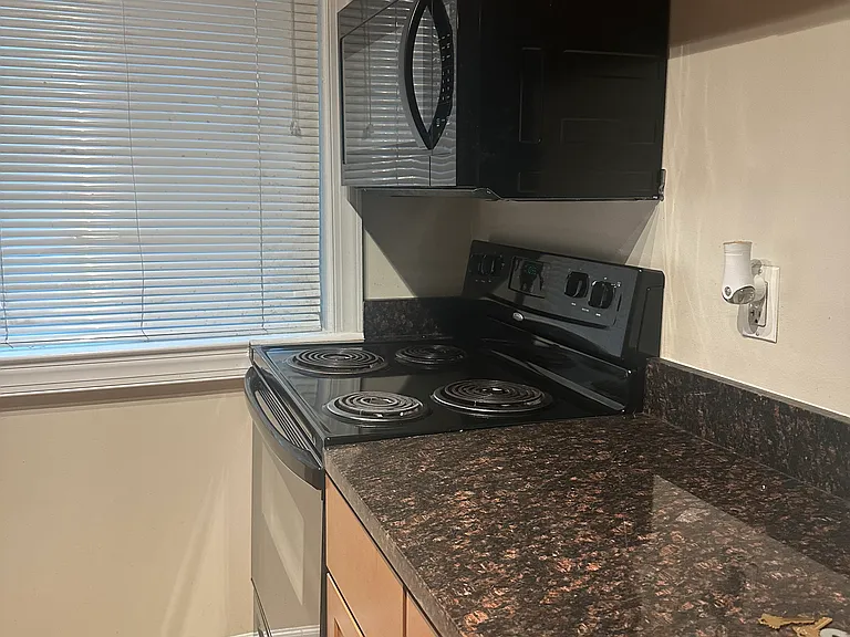 717 Brandywine St SE #T-1 — Photo 7