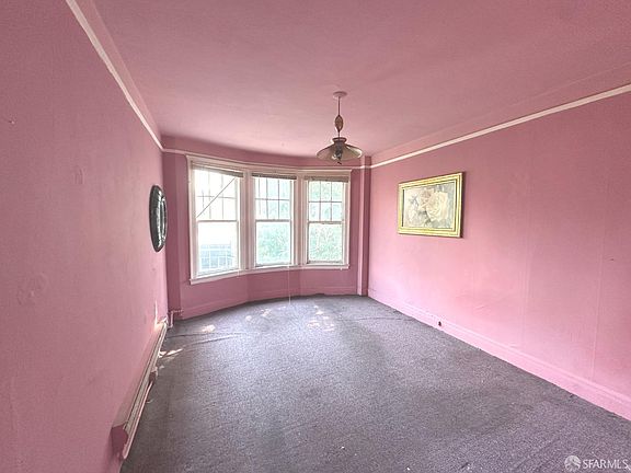 5th image of 225 Jones St