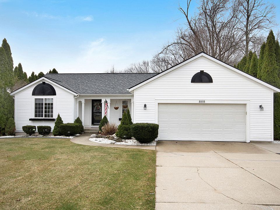 1st image of 888 Scott Woods Dr NE