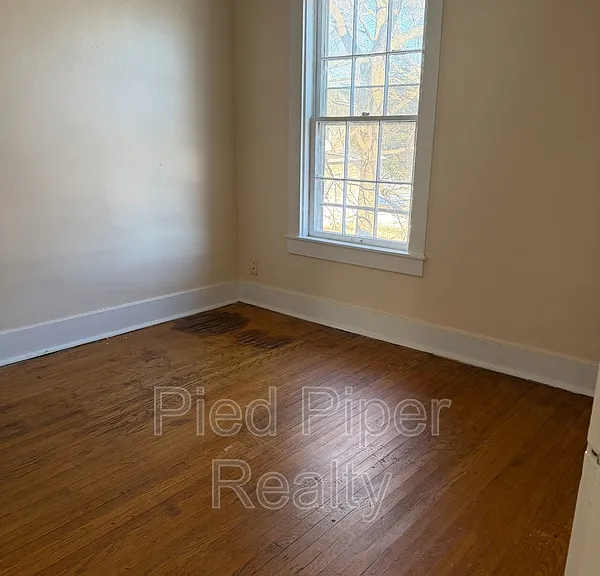 406 E Prospect Ter — Photo 7