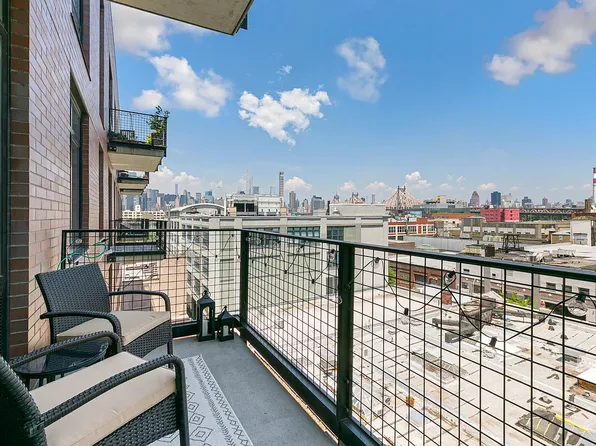 21-45 44th Drive image 8 of 13