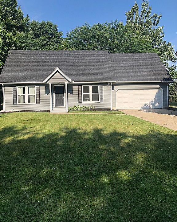 1st image of 64405 Pleasant Plain Dr