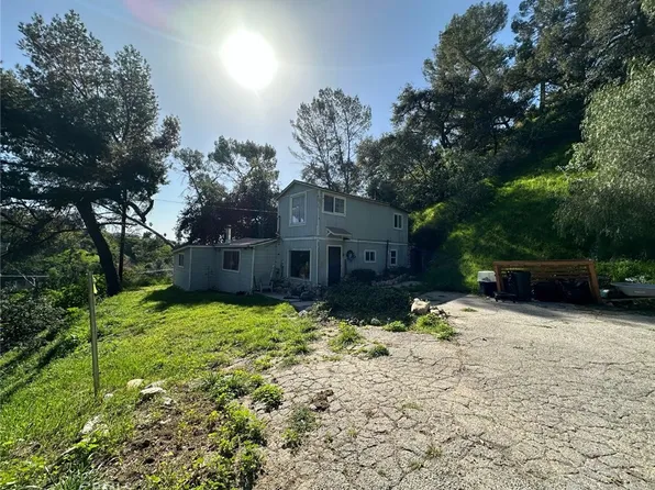 12211 Forest Trl, Sylmar, CA 91342