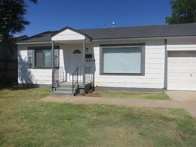 4614 S Crockett St — Photo 1