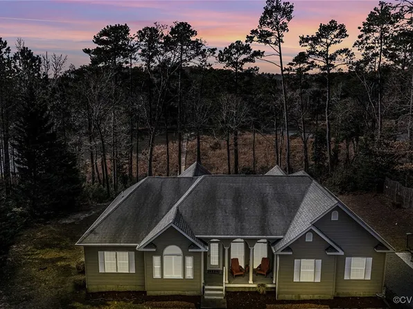 128 Heron Ct, Heathsville, VA 22473
