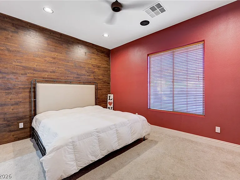 9738 Bear Trap Ct — Photo 25