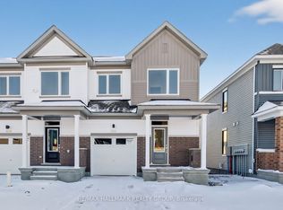 536 Promontory Pl, Ottawa, ON K2J 7H2