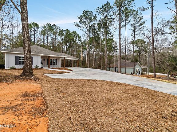 4th image of 2461 Rocky Branch Rd