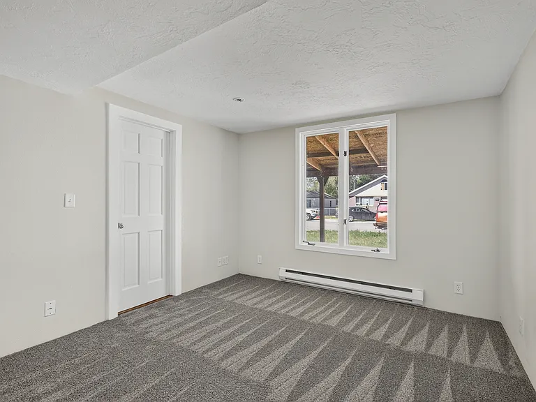 667 Decoria Ave — Photo 29