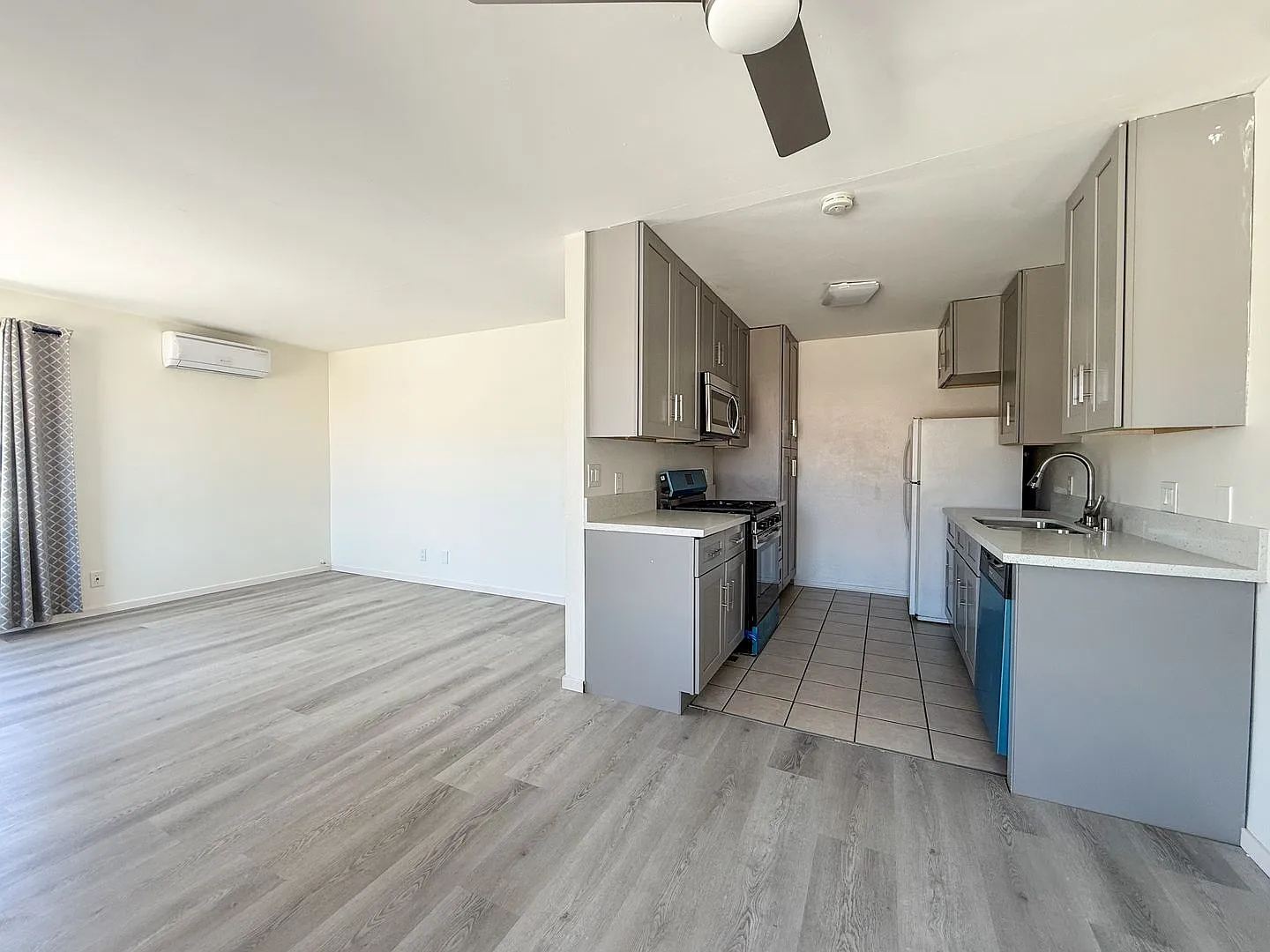 5839 Bagley Ave. — Photo 3