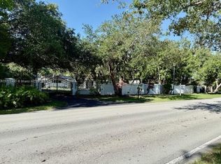 9450 SW 104th St, Miami, FL 33176