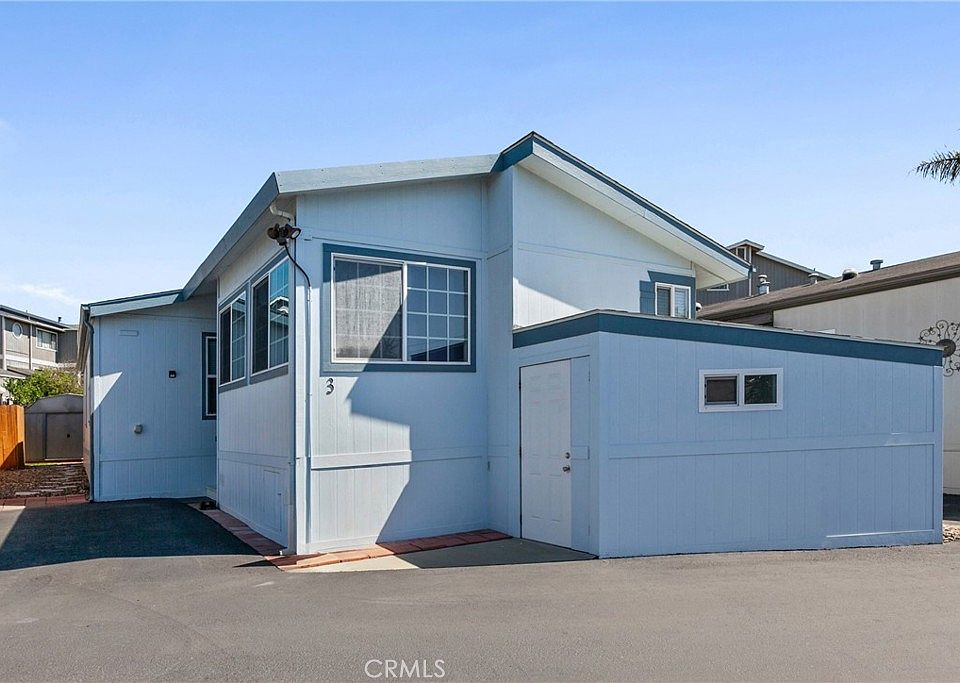 1st image of 2531 Cienaga St Space 3