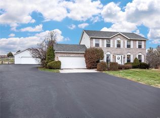 221 S Meadow Ridge Trl, Edwardsville, IL 62025