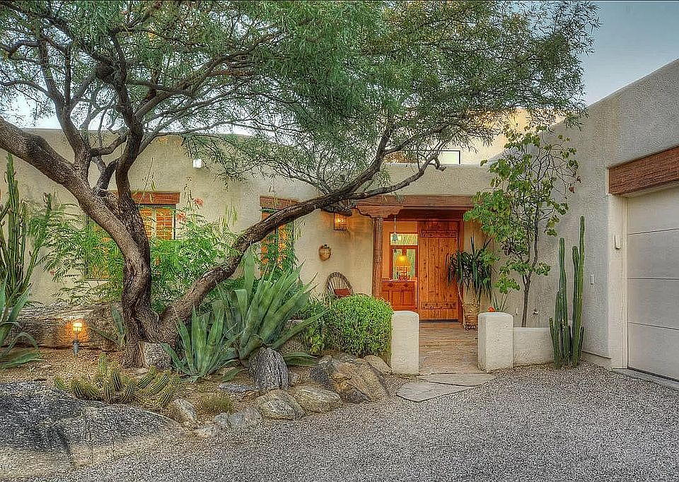 1st image of 6340 N Canon Del Pajaro