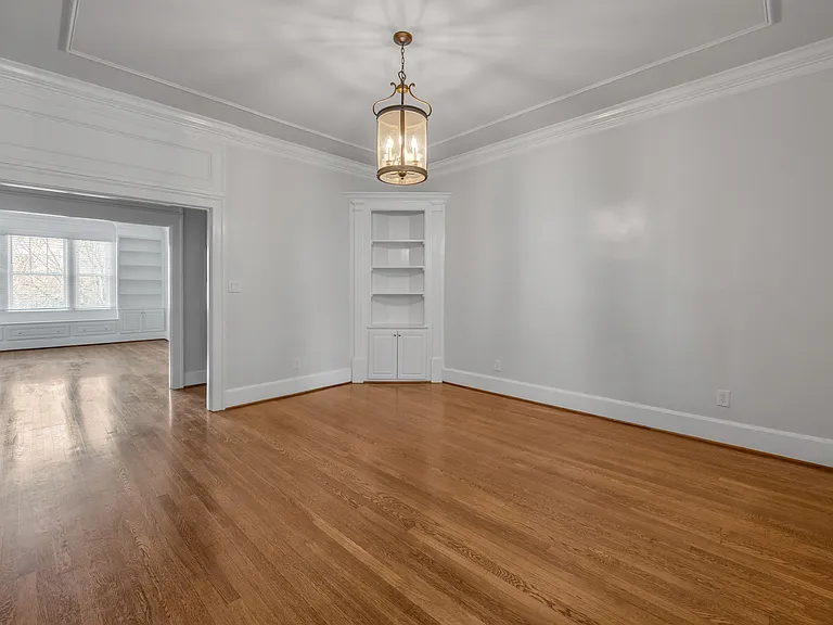 1211 Richmond Rd — Photo 34
